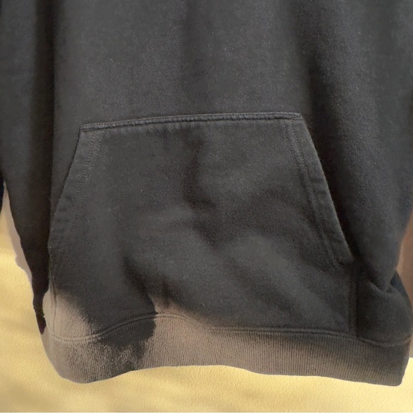 Vans Black Hoodie with Red Logo and Checkered Sleeves pullover kid size Medium - Picture 5 of 5